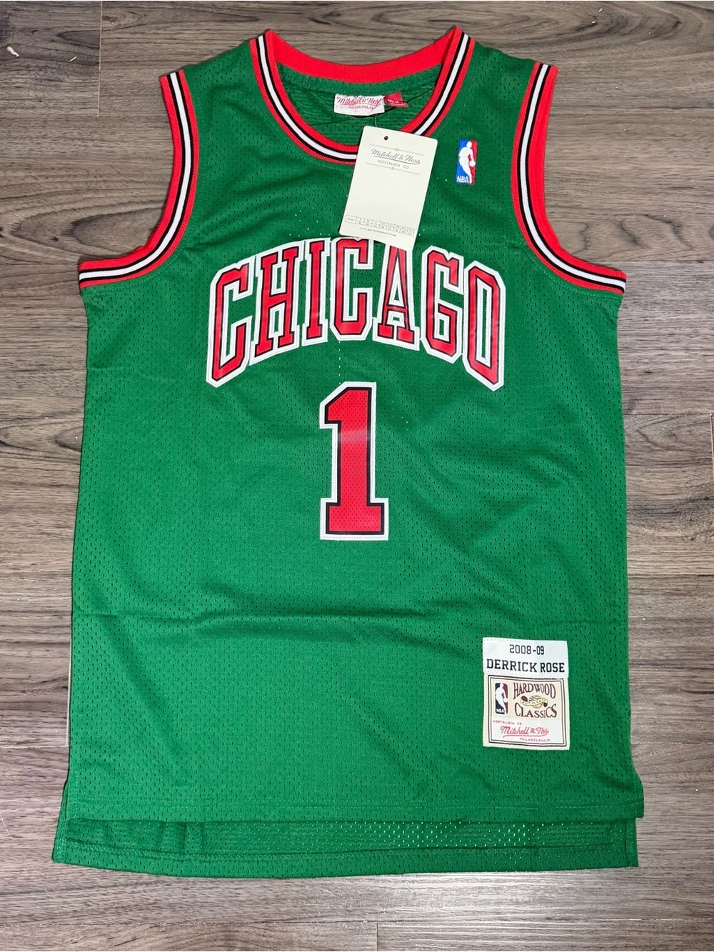 Mitchell & Ness Green Chicago Bulls Derrick Rose #1 Hardwood Classics Jersey